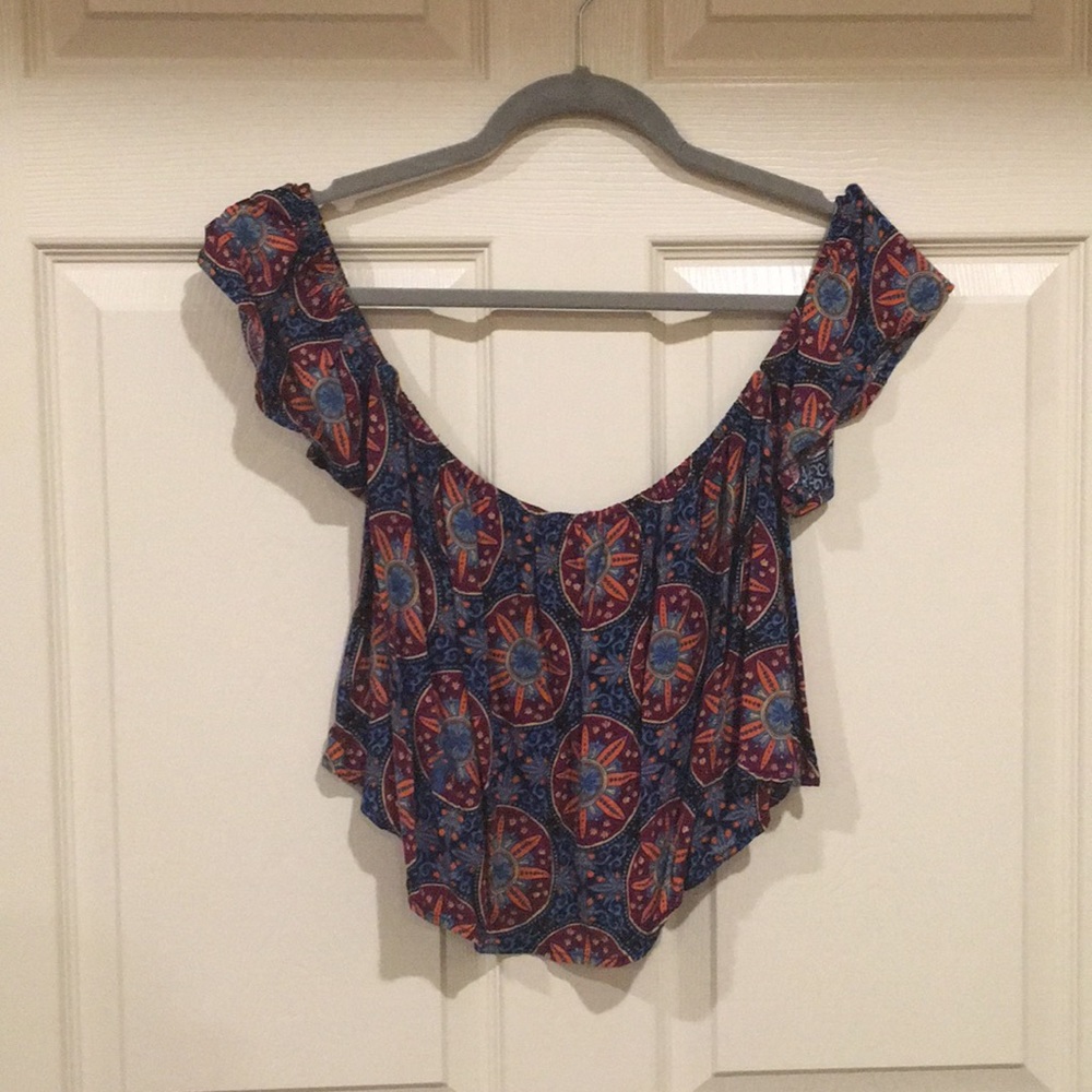 Patterned off the shoulder crop top